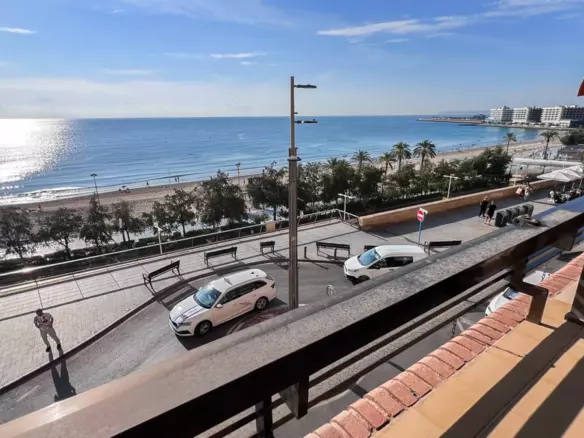 2-bedroom Apartment In Alicante, Spain (113 M²)