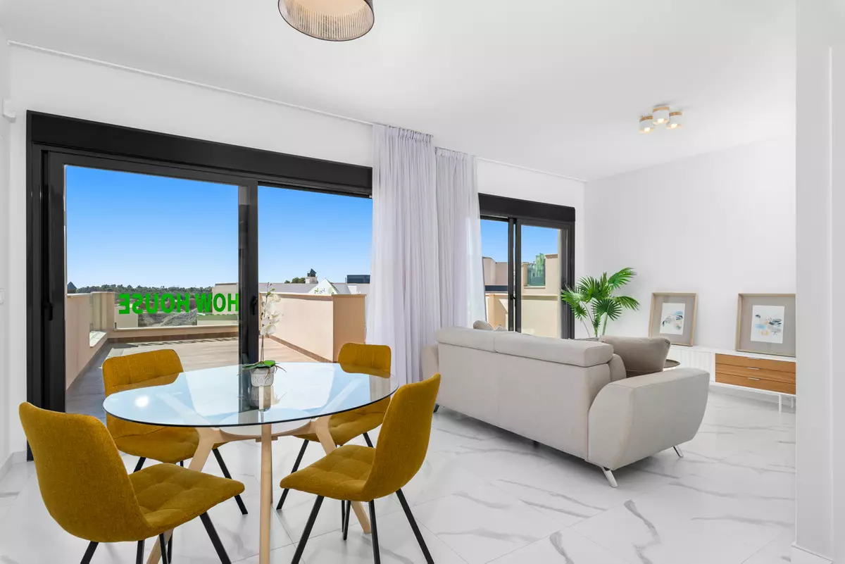 2-bedroom Villa In San Miguel De Salinas, Spain (92 M²)