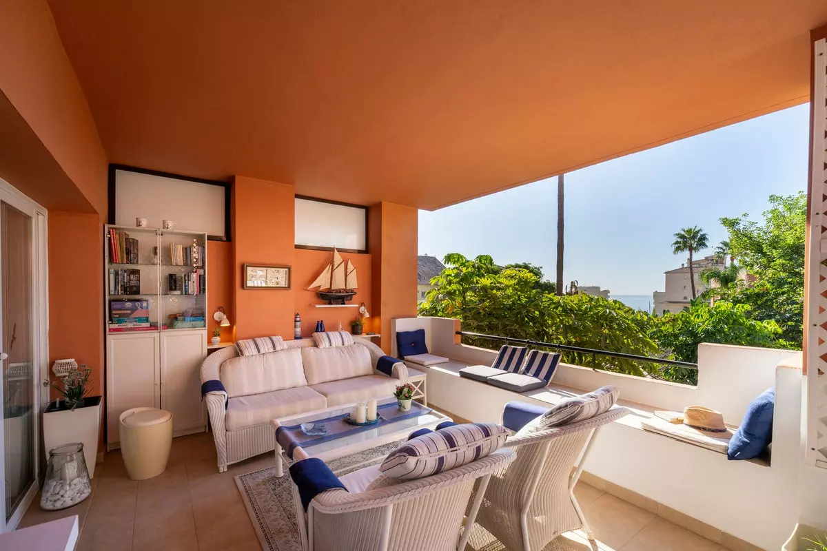 2-bedroom Apartment In Estepona, Spain (101 M²)