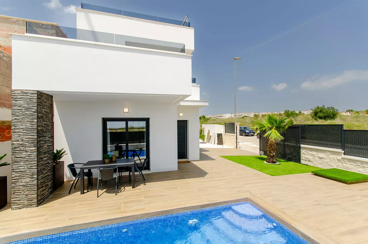 3-bedroom Villa In Orihuela, Spain (117 M²)