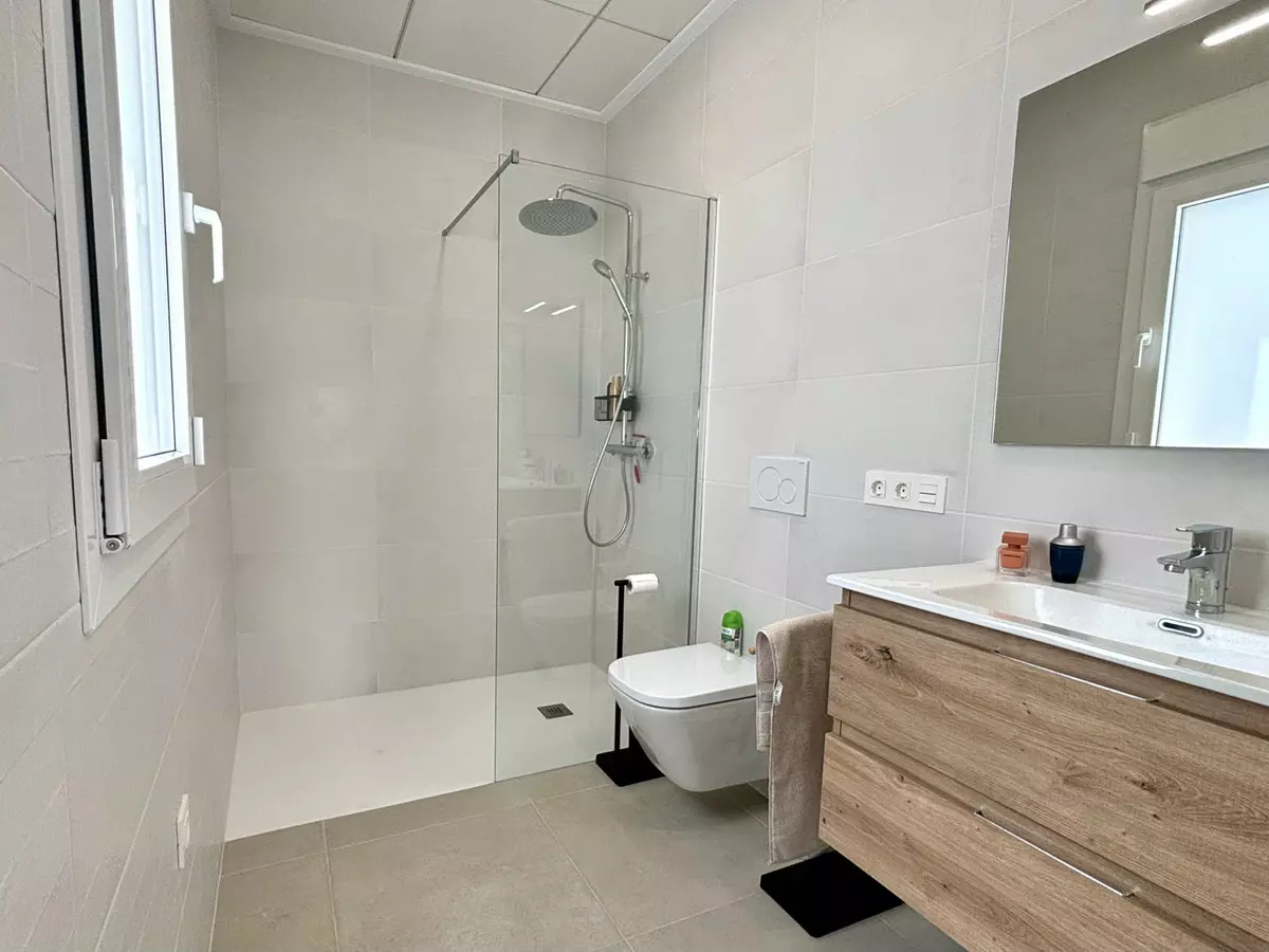 3-bedroom Villa In Benijofar, Spain (120 M²)