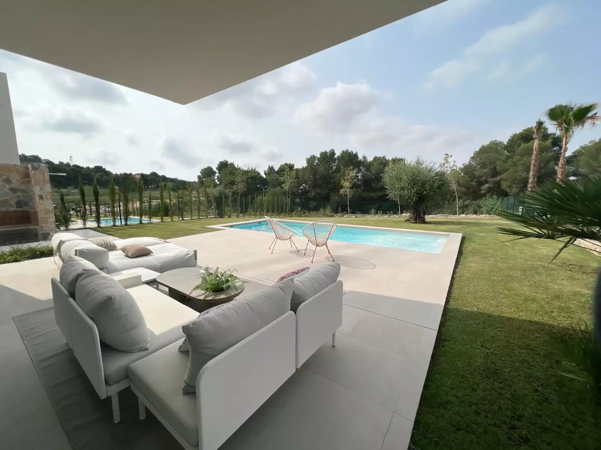 3-bedroom Villa In Orihuela, Spain (129 M²)