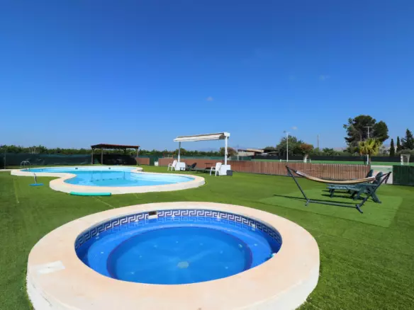 4-bedroom Villa In Benferri, Spain (112 M²)
