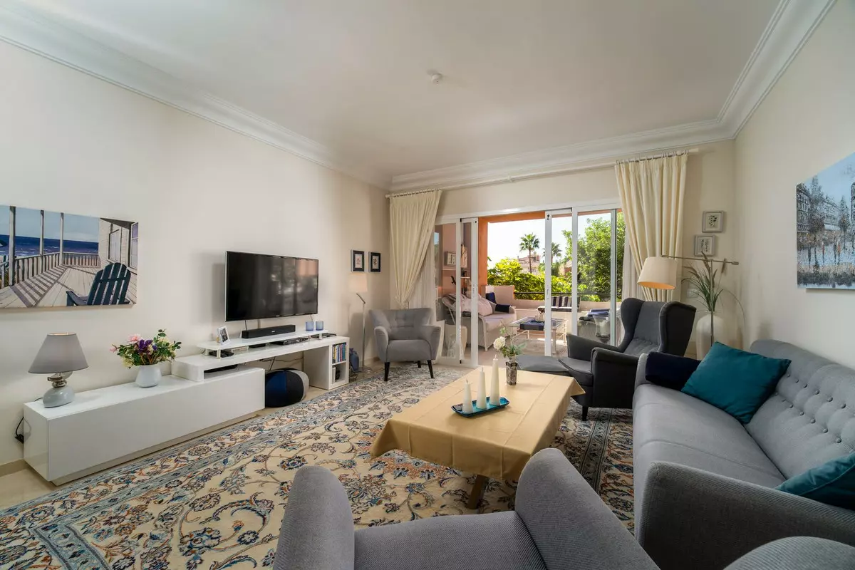 2-bedroom Apartment In Estepona, Spain (101 M²)