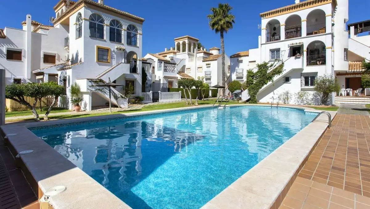 3-bedroom Apartment In Orihuela, Spain (122 M²)