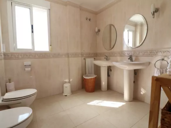 3-bedroom Villa In Algorfa, Spain (216 M²)
