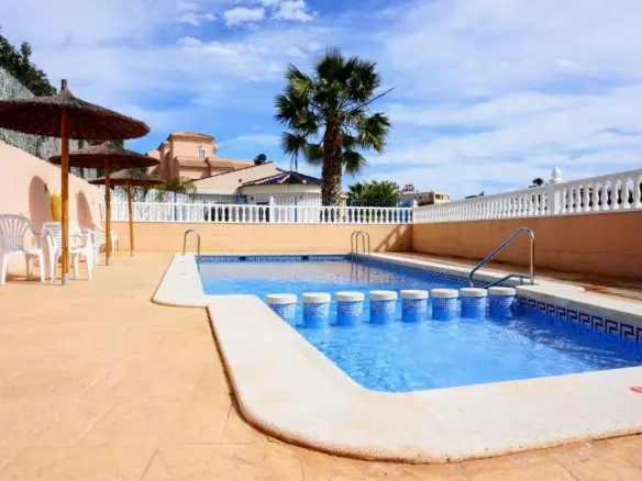 3-bedroom Town House In Orihuela, Spain (77 M²)
