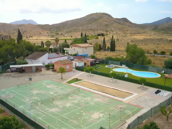 4-bedroom Villa In Benferri, Spain (112 M²)