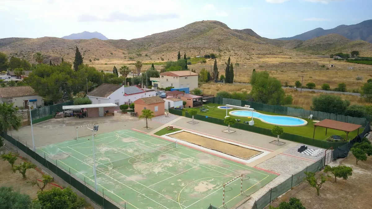 4-bedroom Villa In Benferri, Spain (112 M²)