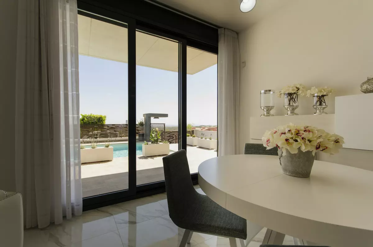3-bedroom Villa In San Miguel De Salinas, Spain (194 M²)
