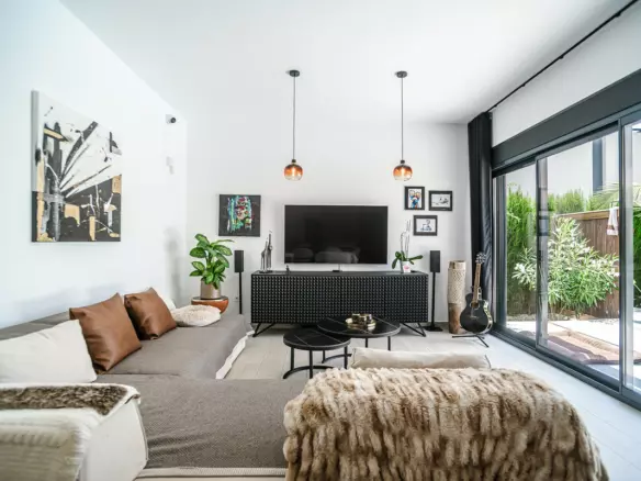 3-bedroom Villa In Algorfa, Spain (120 M²)