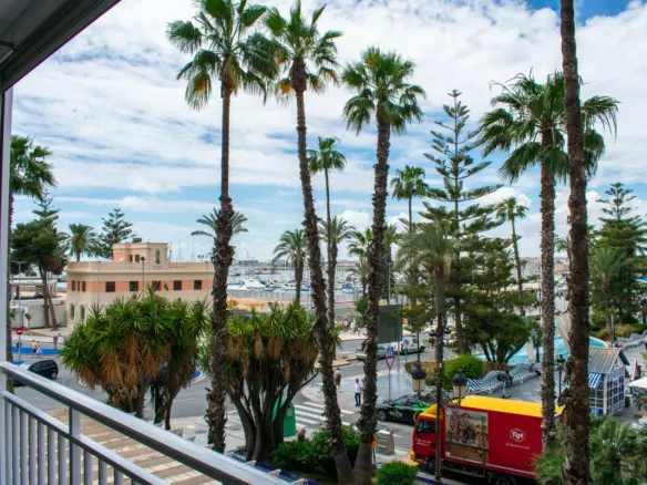 2-bedroom Apartment In Torrevieja, Spain (105 M²)