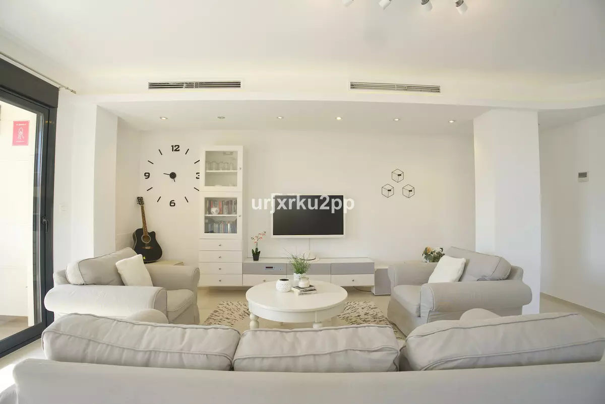 3-bedroom Town House In Orihuela, Spain (100 M²)