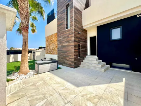 4-bedroom Villa In Orihuela, Spain (271 M²)