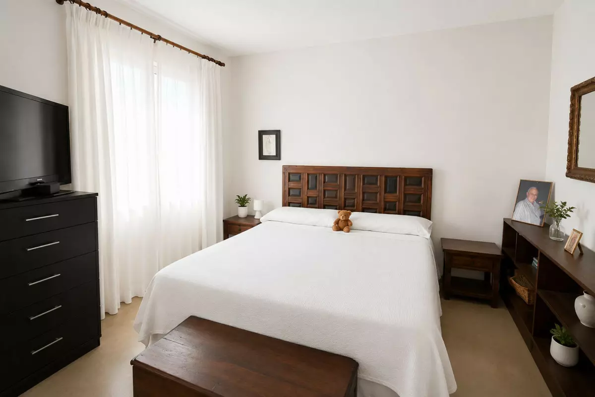 3-bedroom Villa In Marbella, Spain (209 M²)