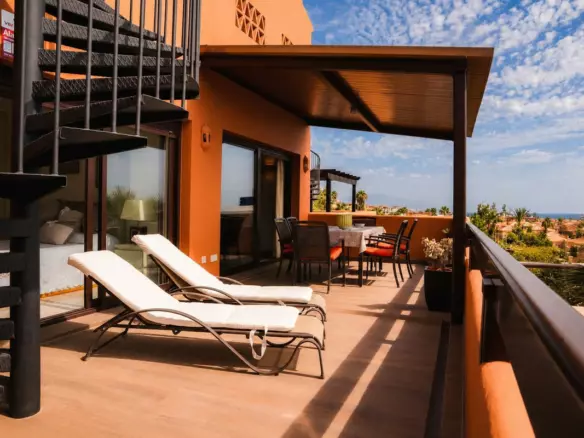 3-bedroom Apartment In Estepona, Spain (150 M²)