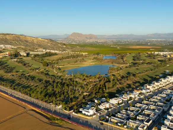 4-bedroom Villa In Algorfa, Spain (300 M²)