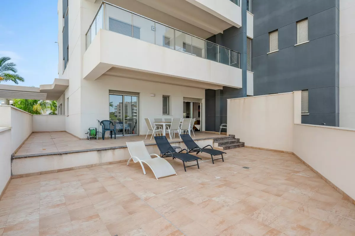 3-bedroom Apartment In Orihuela, Spain (71 M²)