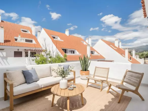 3-bedroom Apartment In Marbella, Spain (105 M²)