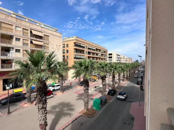 2-bedroom Apartment In Guardamar Del Segura, Spain (60 M²)