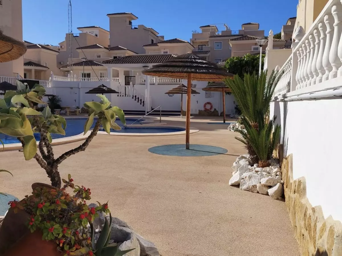 3-bedroom Villa In San Miguel De Salinas, Spain (120 M²)