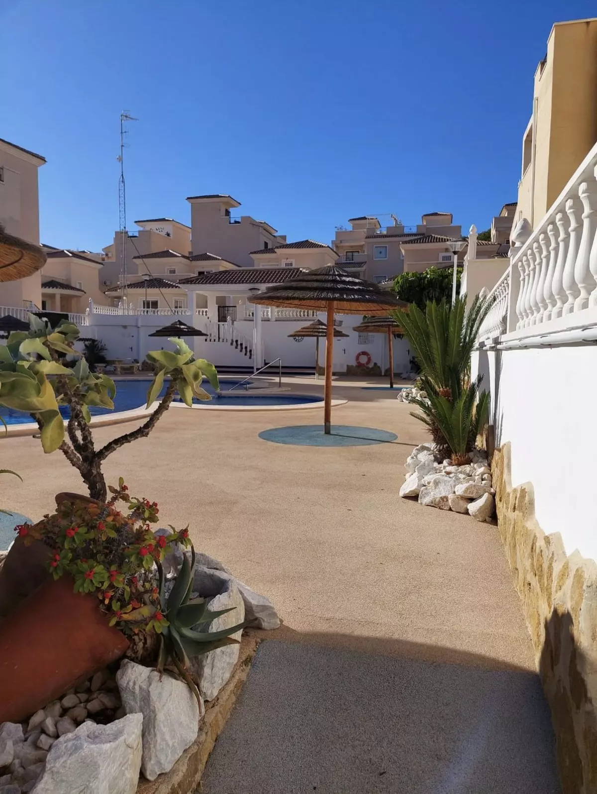 3-bedroom Villa In San Miguel De Salinas, Spain (120 M²)
