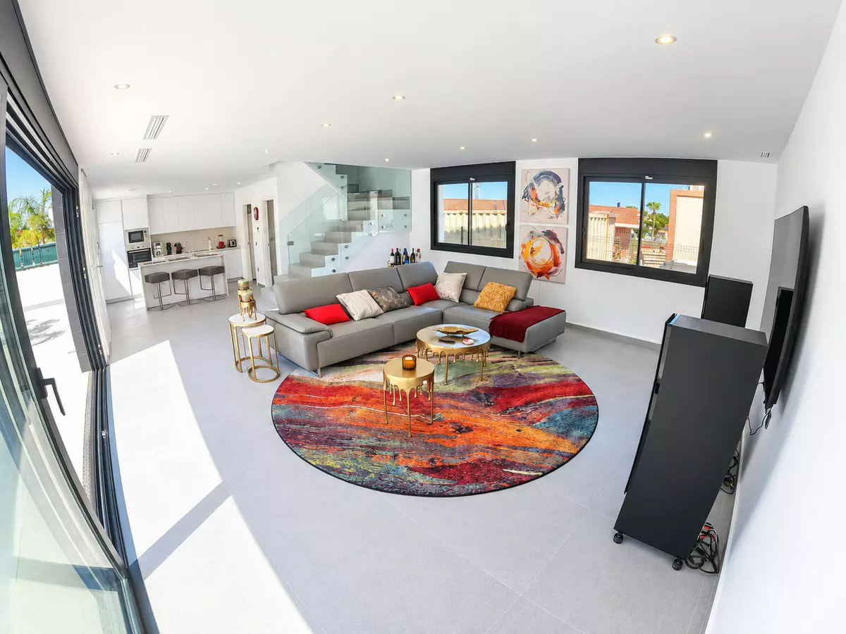 4-bedroom Villa In Algorfa, Spain (126 M²)