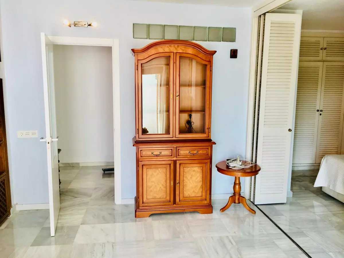 2-bedroom Apartment In Marbella, Spain (61 M²)