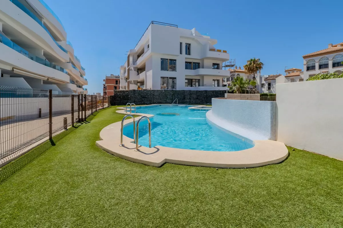 2-bedroom Apartment In Orihuela, Spain (63 M²)