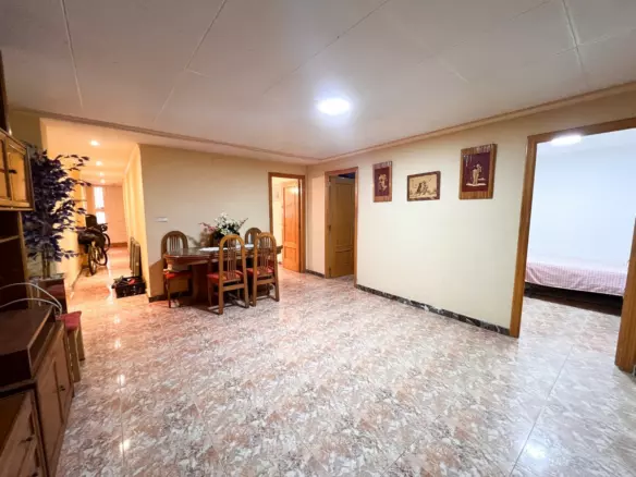 3-bedroom Apartment In Guardamar Del Segura, Spain (110 M²)