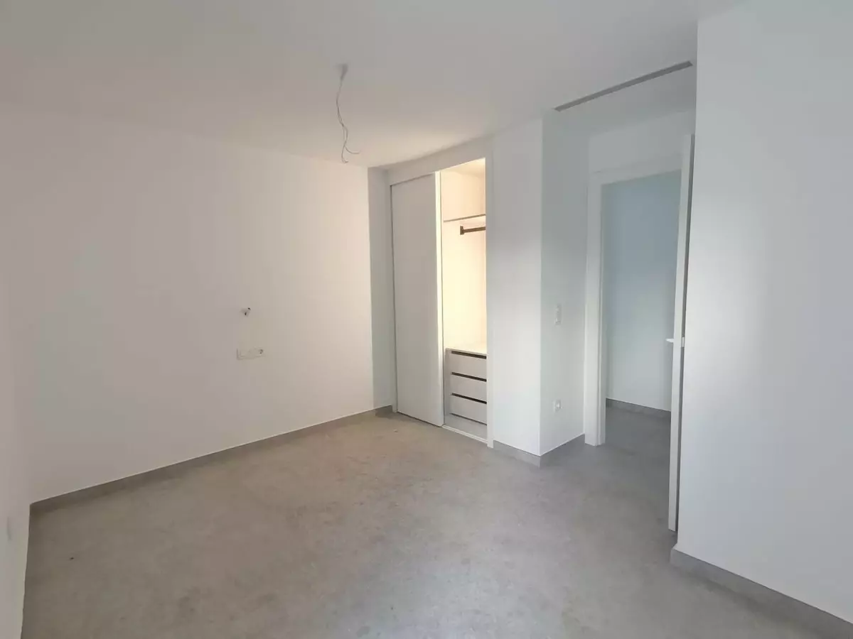 3-bedroom Apartment In Torrevieja, Spain (117 M²)