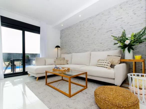 3-bedroom Villa In Orihuela, Spain (117 M²)