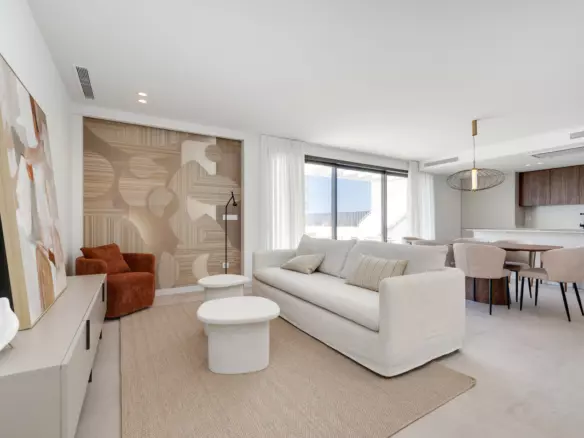 3-bedroom Villa In Alicante, Spain (124 M²)