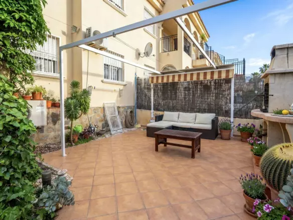 3-bedroom Apartment In Orihuela, Spain (72 M²)