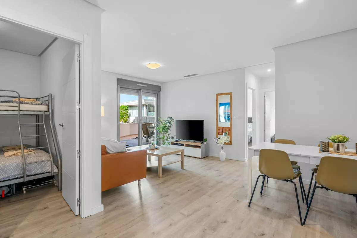 3-bedroom Apartment In Orihuela, Spain (71 M²)