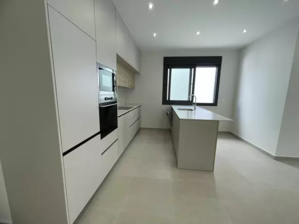 3-bedroom Villa In Almoradi, Spain (134 M²)