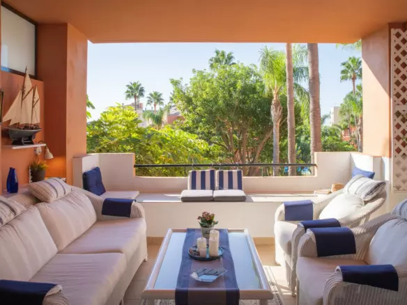 2-bedroom Apartment In Estepona, Spain (101 M²)