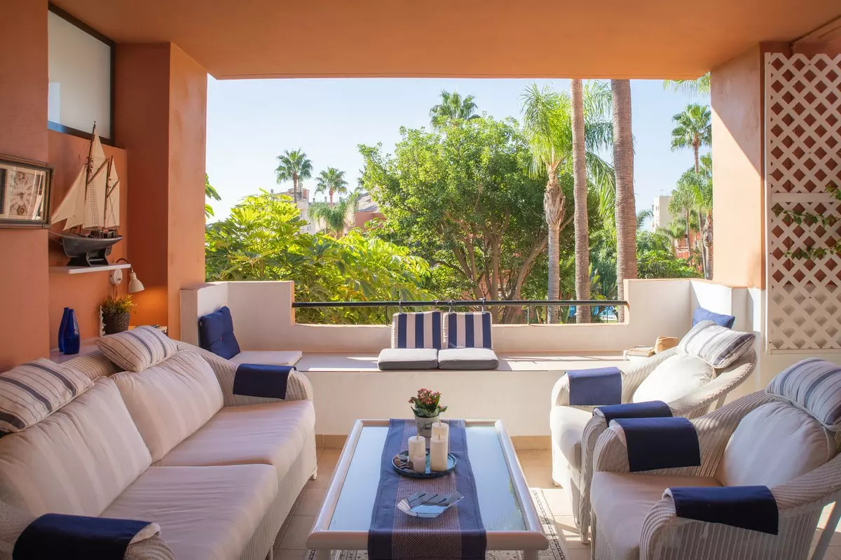 2-bedroom Apartment In Estepona, Spain (101 M²)