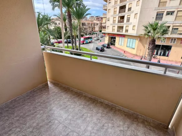 2-bedroom Apartment In Guardamar Del Segura, Spain (60 M²)