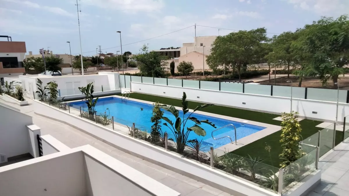 3-bedroom Apartment In Pilar De La Horadada, Spain (97 M²)