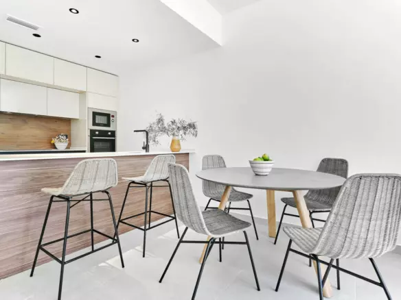 2-bedroom Apartment In Torrevieja, Spain (98 M²)