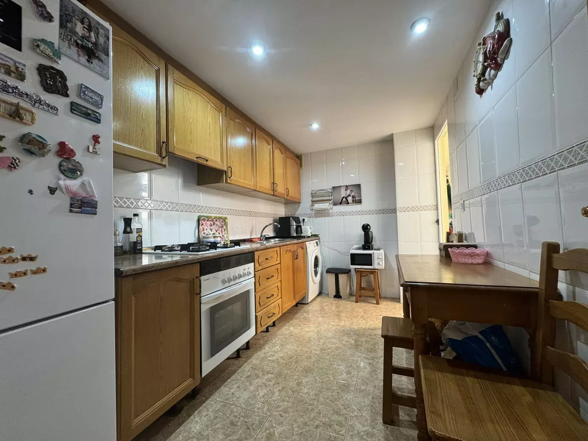 3-bedroom Apartment In Estepona, Spain (81 M²)