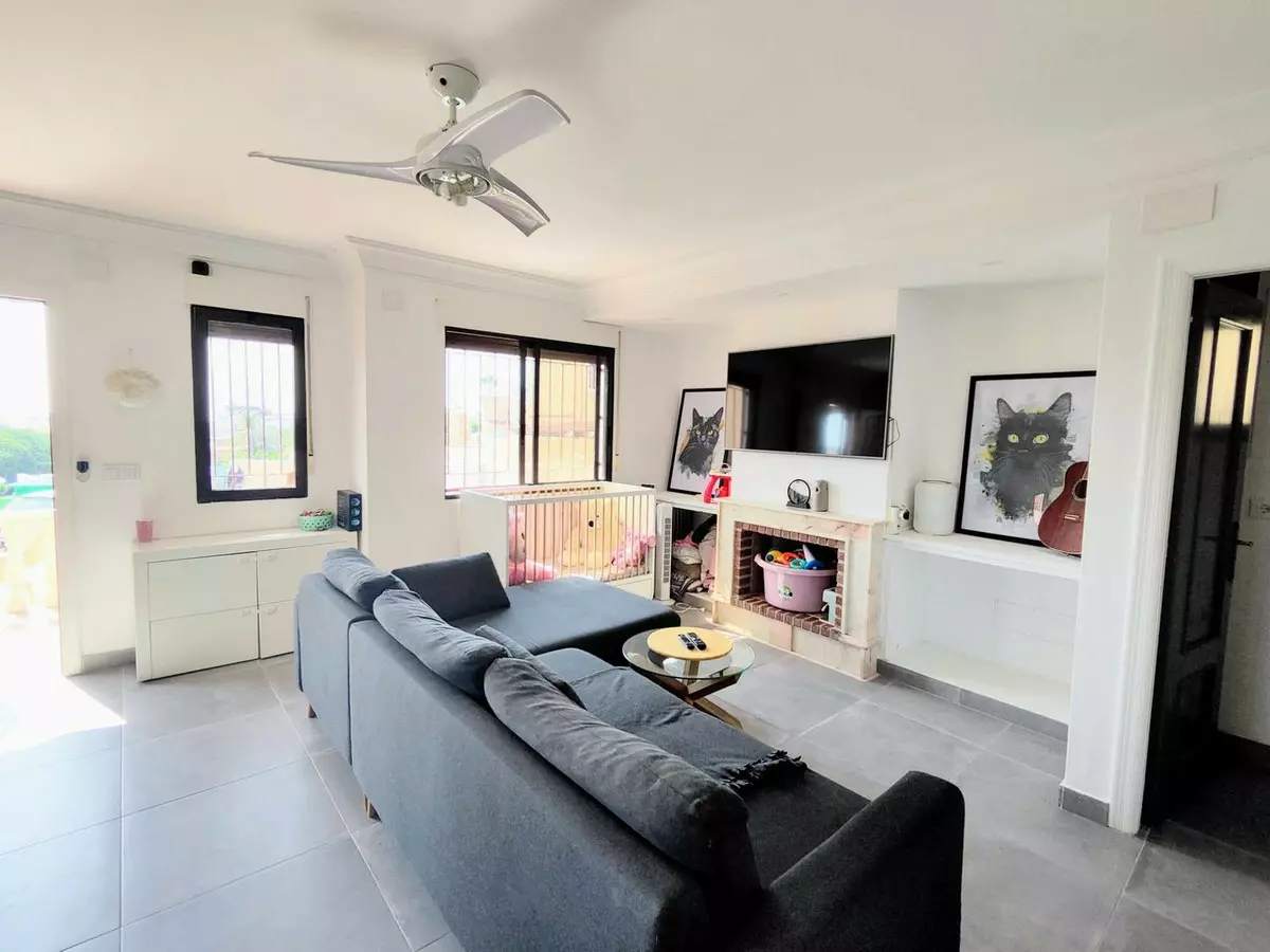 2-bedroom Villa In Orihuela, Spain (85 M²)