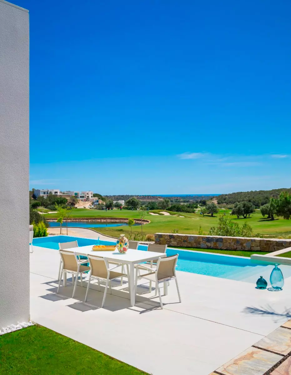 4-bedroom Villa In Orihuela, Spain (200 M²)
