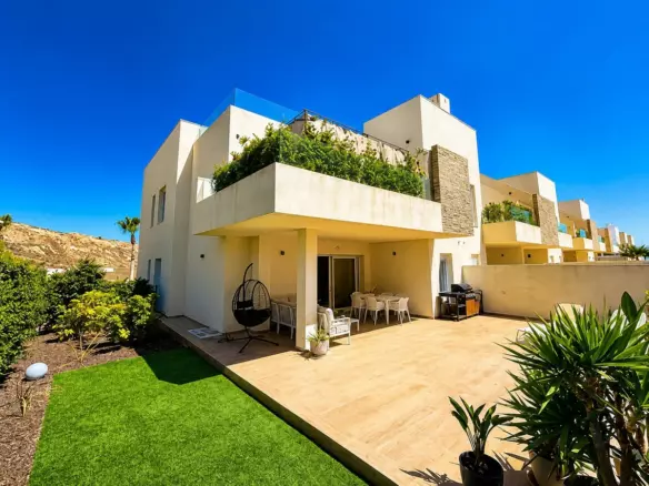 3-bedroom Apartment In Algorfa, Spain (90 M²)