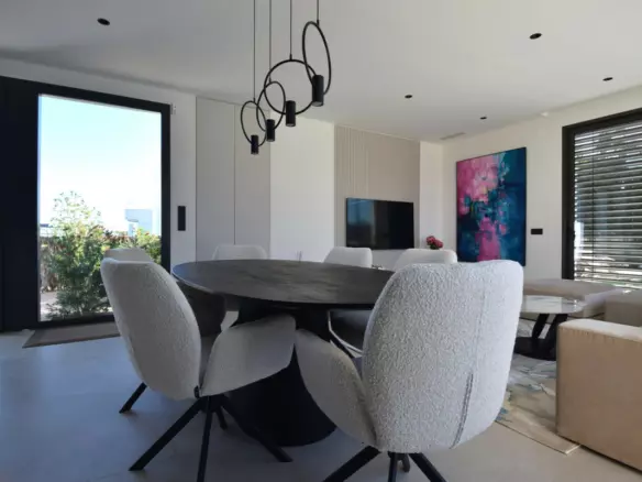 3-bedroom Villa In Orihuela, Spain (237 M²)