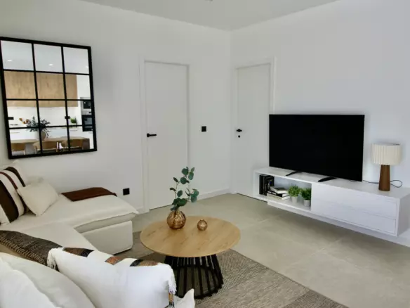 3-bedroom Bungalow In Pilar De La Horadada, Spain (81 M²)
