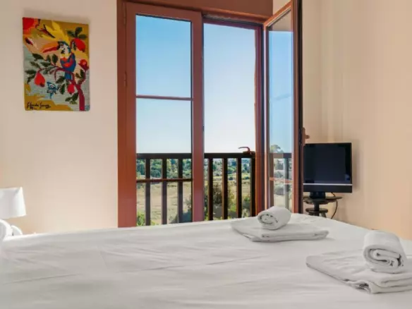 2-bedroom Apartment In Estepona, Spain (158 M²)