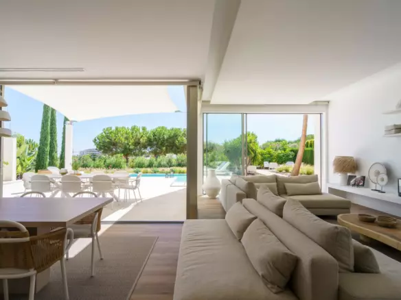 5-bedroom Villa In Orihuela, Spain (235 M²)