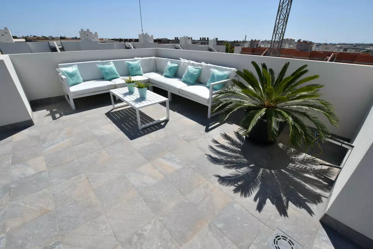 2-bedroom Villa In San Miguel De Salinas, Spain (74 M²)